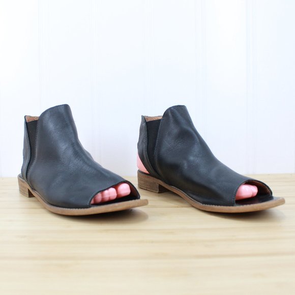 Musse & Cloud Ciara Black Leather Ankle Open Toe Booties Size 10 / 40 - Picture 3 of 9